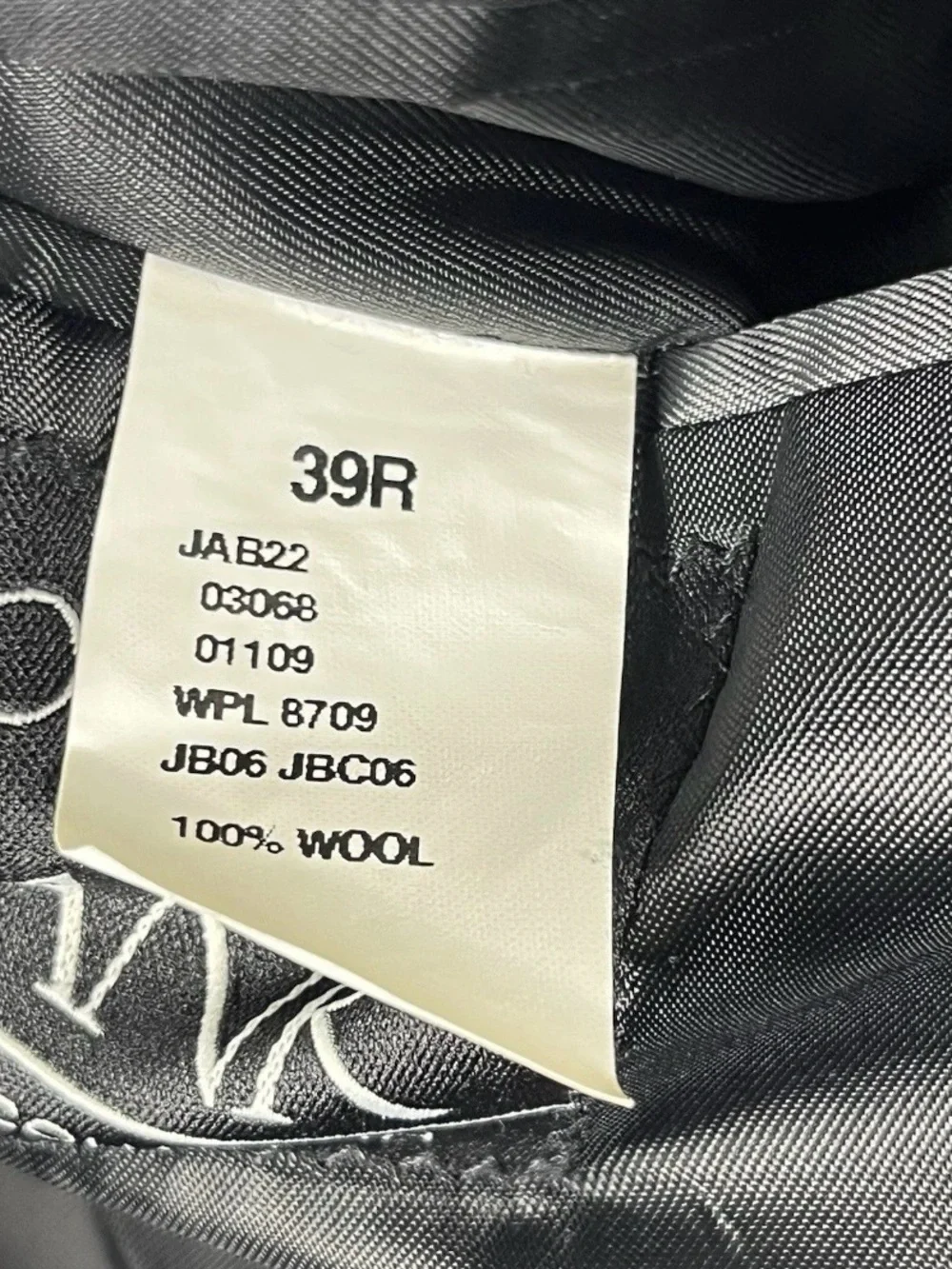 Jos. A. Bank Charcoal Pinstripe Two-Button Suit 39R 33x30